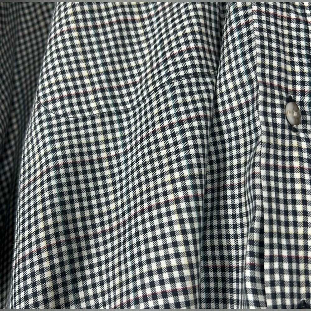 Burberrys of London Vintage (pre-1999) Men’s Plaid Dress Shirt. Size Large. - Picture 4 of 4